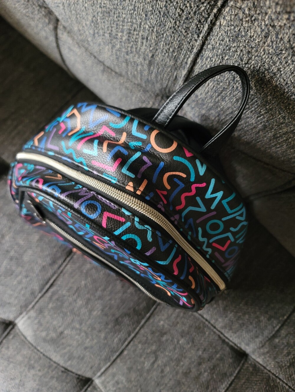 Stranger Things Funko 80s Print Backpack - Picture 9 of 13